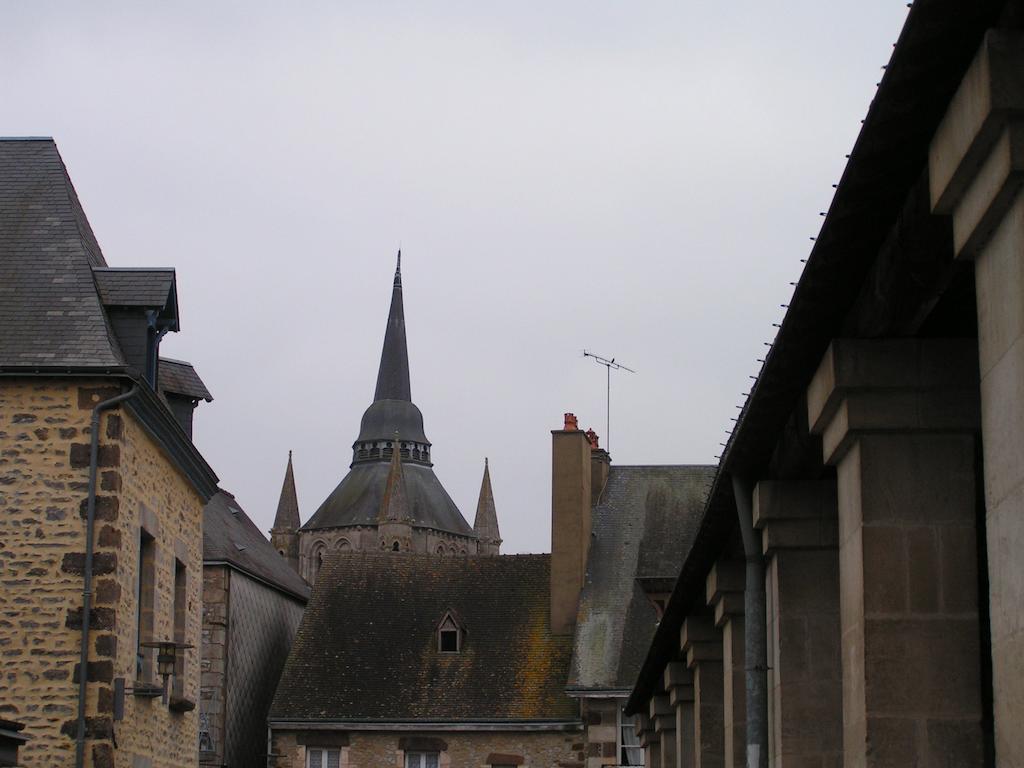 Fresnay-sur-Sarthe Hotel Ronsin المظهر الخارجي الصورة